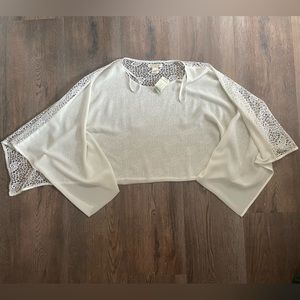 NWT Arden B crop bell sleeve top size L